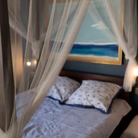 Maison De Village Avec Piscine Hébergement de vacances